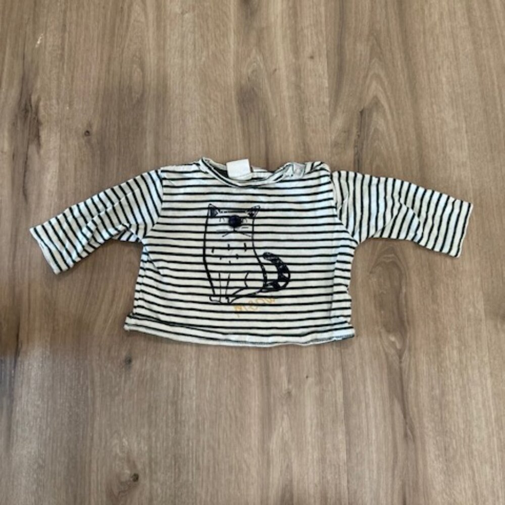 Zara Striped Sweater w/ Cat Design. Size 6-9M
